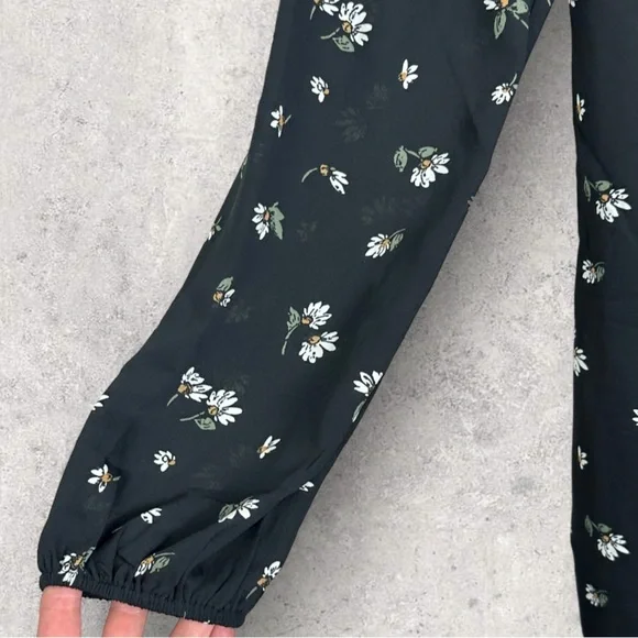 Abercrombie‎ & Fitch Smocked Black Floral Dress Size Small Mini Long Sleeve Boho - Picture 6 of 16